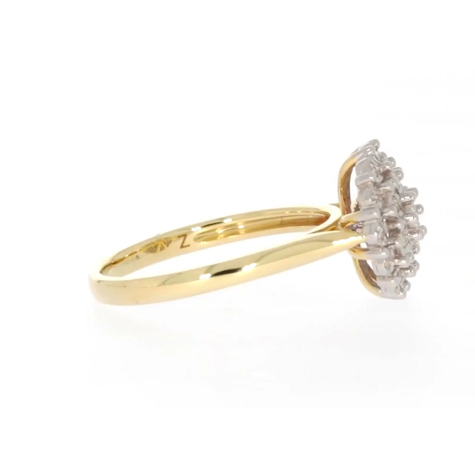 9ct Two Tone Gold Round Brilliant Cut 0.10 CARAT tw of Diamonds Ring