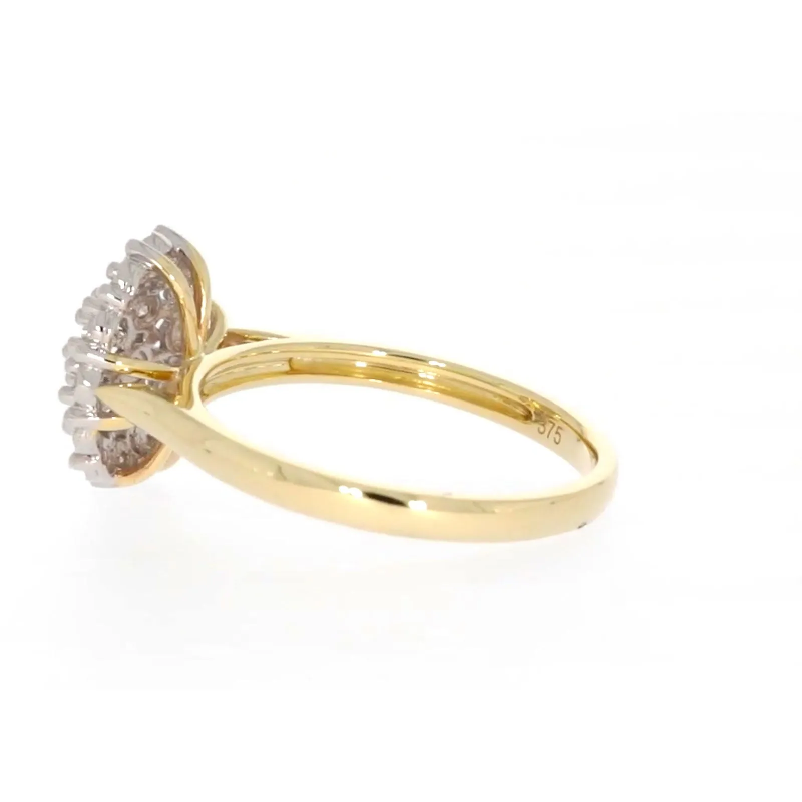 9ct Two Tone Gold Round Brilliant Cut 0.10 CARAT tw of Diamonds Ring