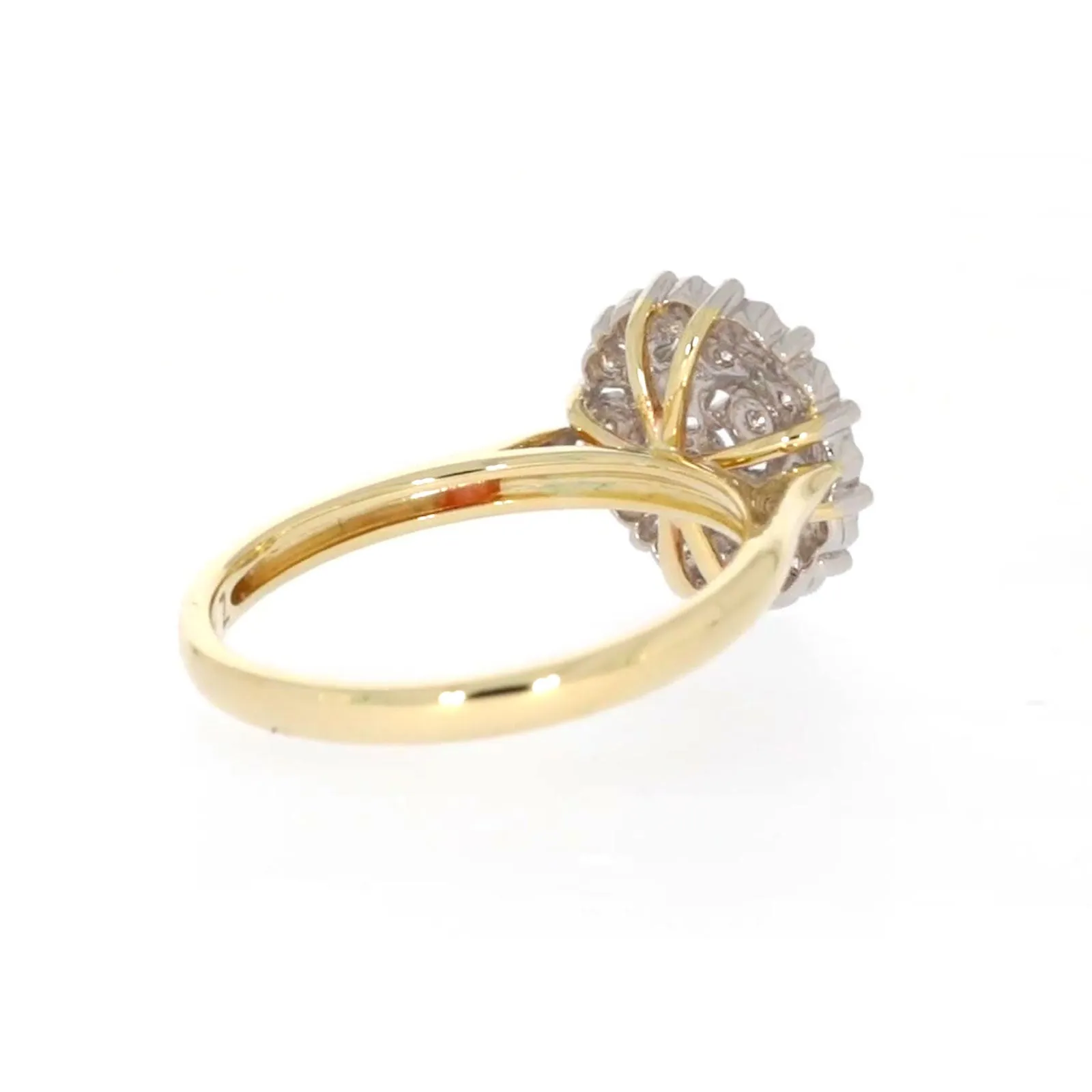 9ct Two Tone Gold Round Brilliant Cut 0.10 CARAT tw of Diamonds Ring