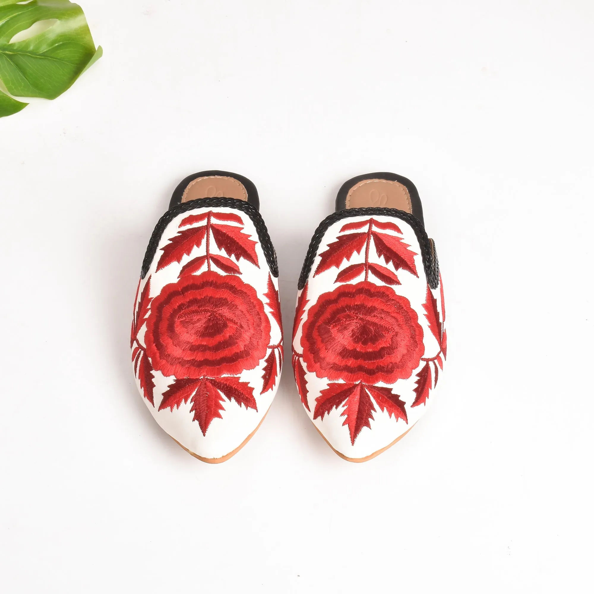 Flower Bloom Pointed Mules