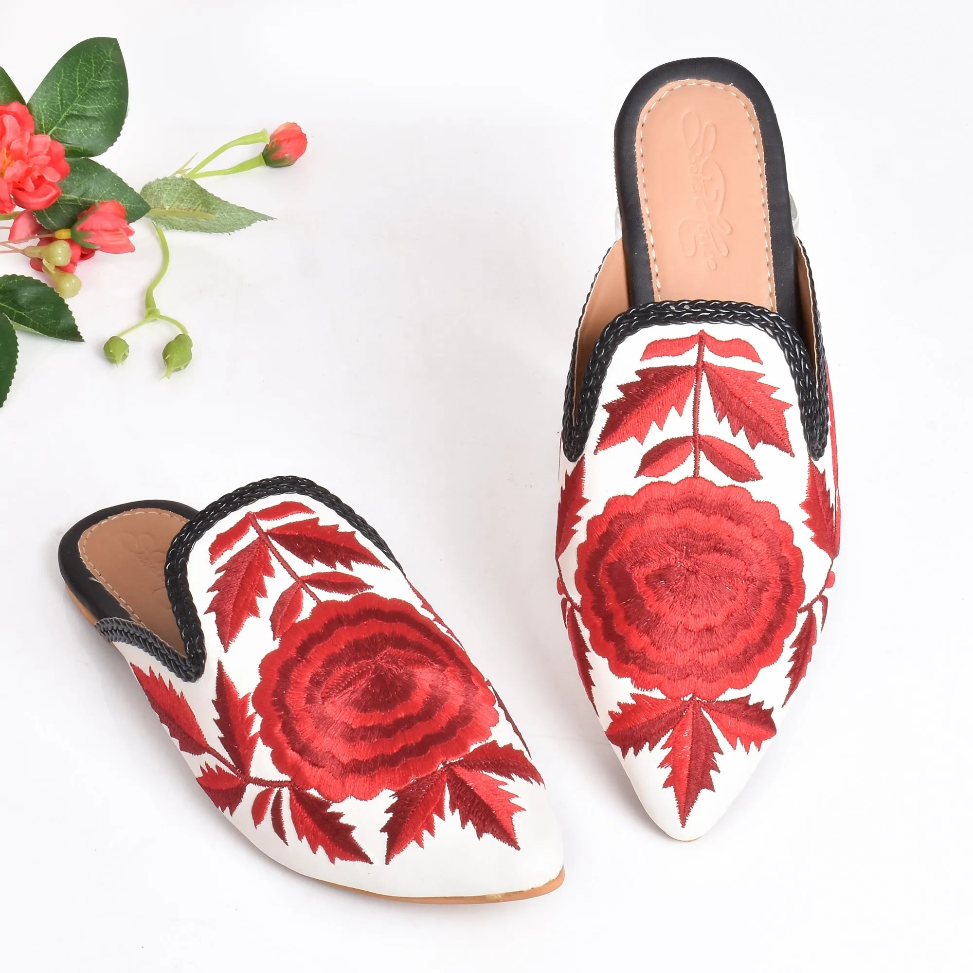 Flower Bloom Pointed Mules