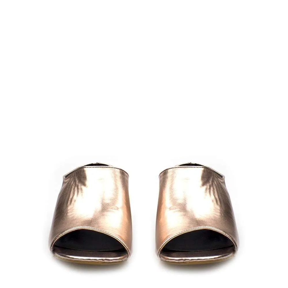 LIYA Metallic Medium Block Heel Mule